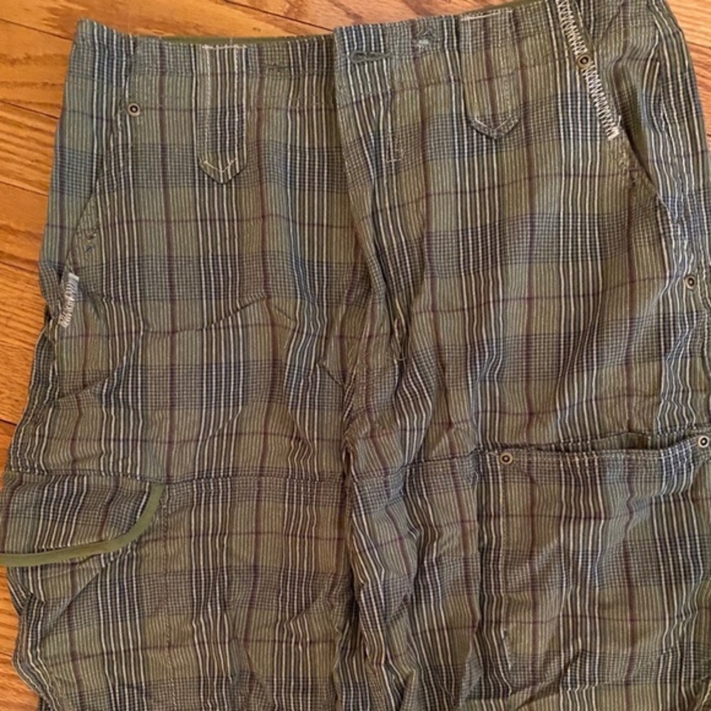 US EXPEDITION Men’s plaid shorts Size 30